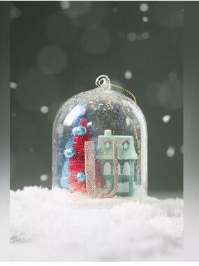 3725. ANTHROPOLOGIE Home For The Holidays Monogram  Ornament Letter U NWT $14